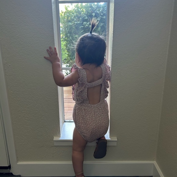 Pink Ruffled Baby Romper - Picture 4 of 4